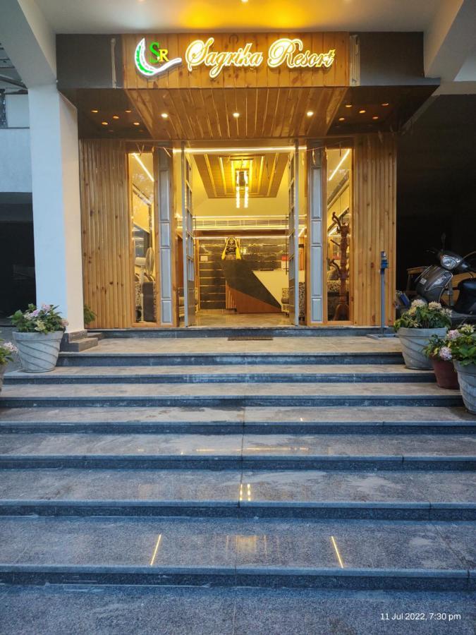 Sagrika Resort 戴尔豪斯 外观 照片