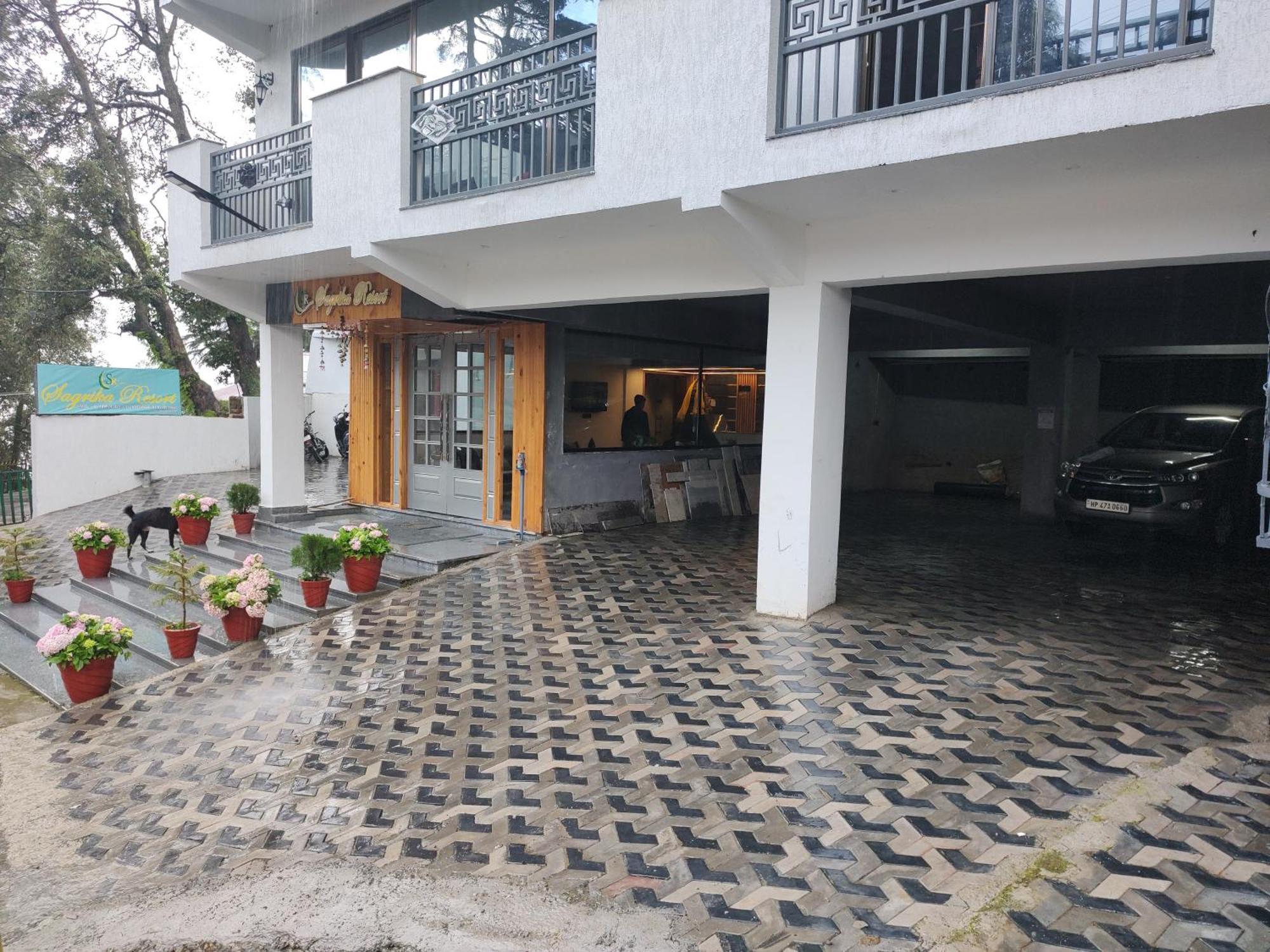 Sagrika Resort 戴尔豪斯 外观 照片