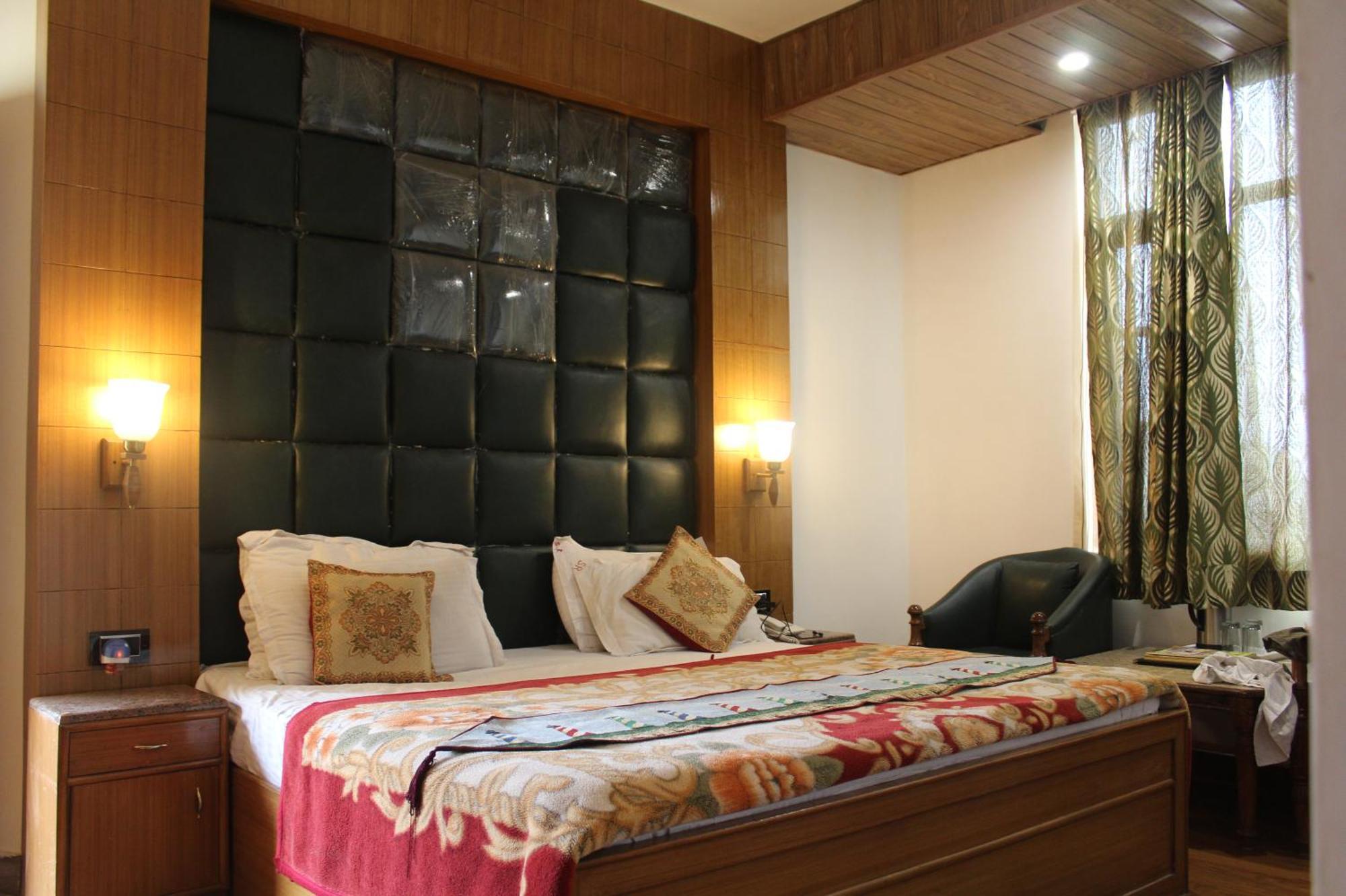 Sagrika Resort 戴尔豪斯 外观 照片