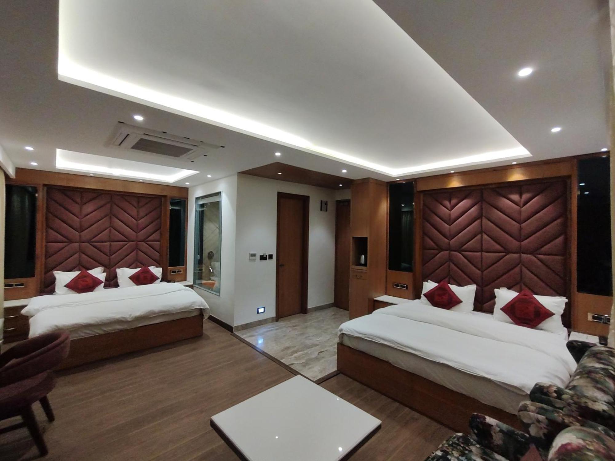 Sagrika Resort 戴尔豪斯 外观 照片