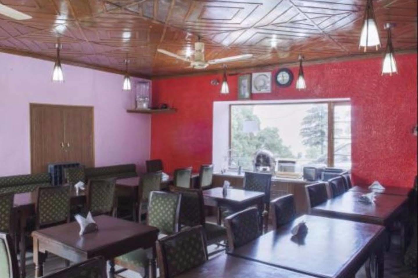 Sagrika Resort 戴尔豪斯 外观 照片