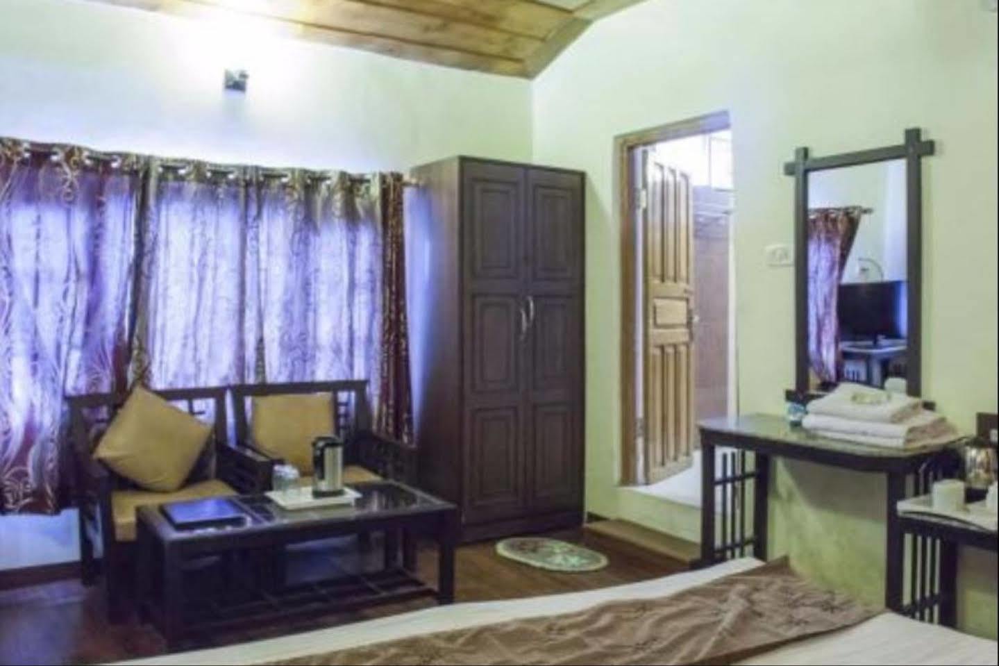 Sagrika Resort 戴尔豪斯 外观 照片