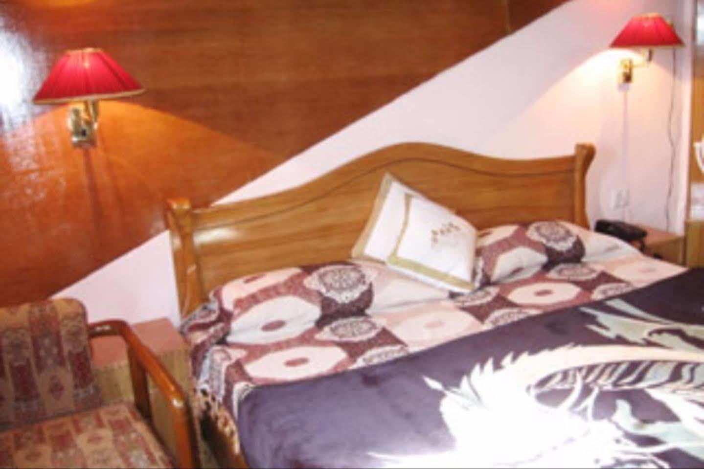 Sagrika Resort 戴尔豪斯 外观 照片